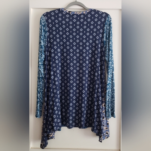 Logo by Lori Goldstein Tunic Top, Size M, Never used - Picture 3 of 5